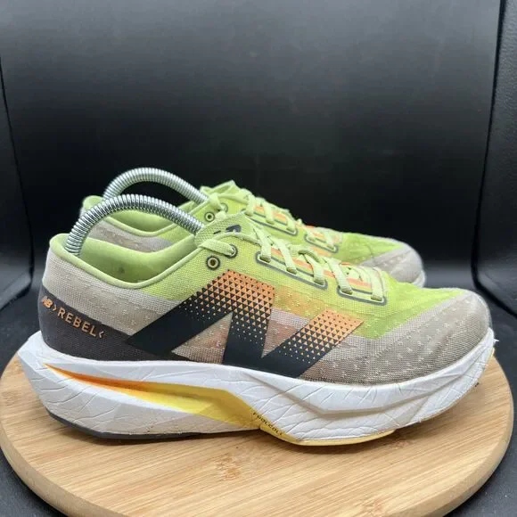 New Balance FuelCell Rebel Men Size 8.5 D Running Lightweight MFCXLL4 Lime Shoes